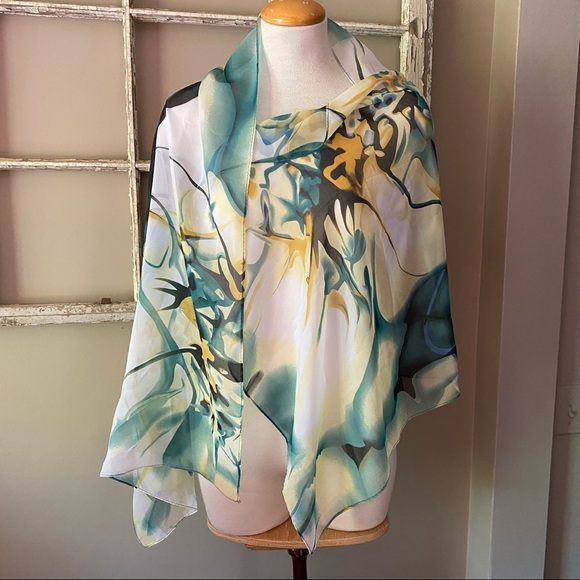 🌿Abstract botanical design light and flowy wrap scarf. - Picture 1 of 3